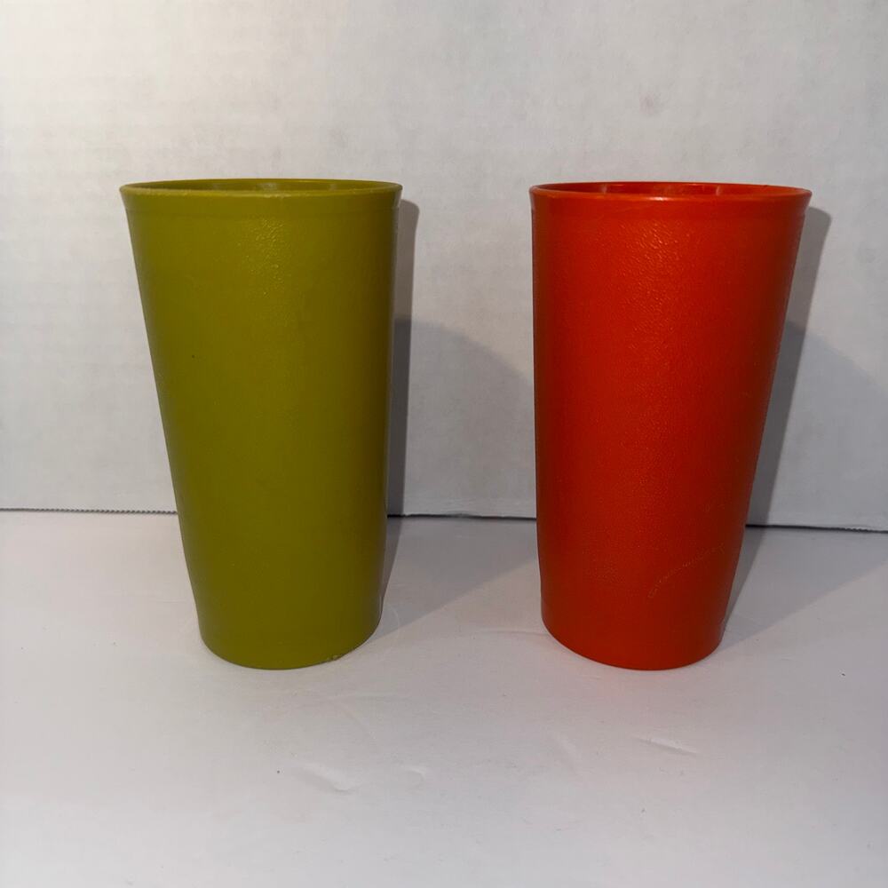 Vintage 12oz tupperware tumblers